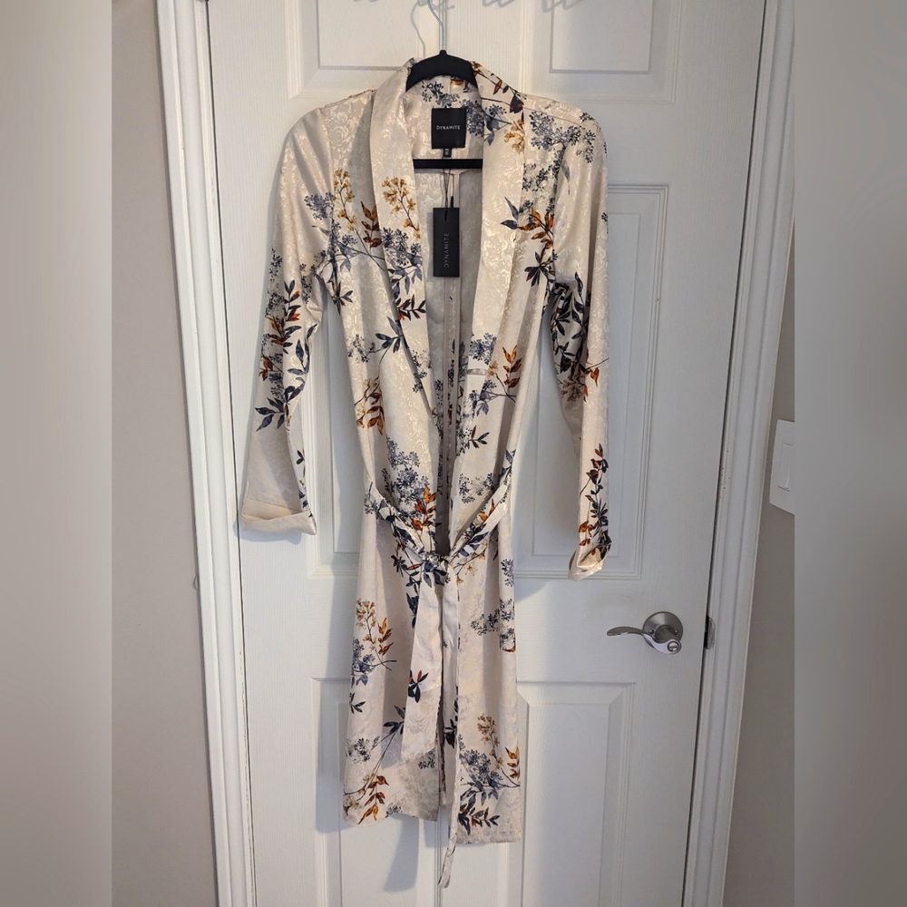 Gorgeous brand new overcoat